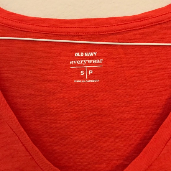 Old Navy Bright Coral T-Shirt - Picture 2 of 2